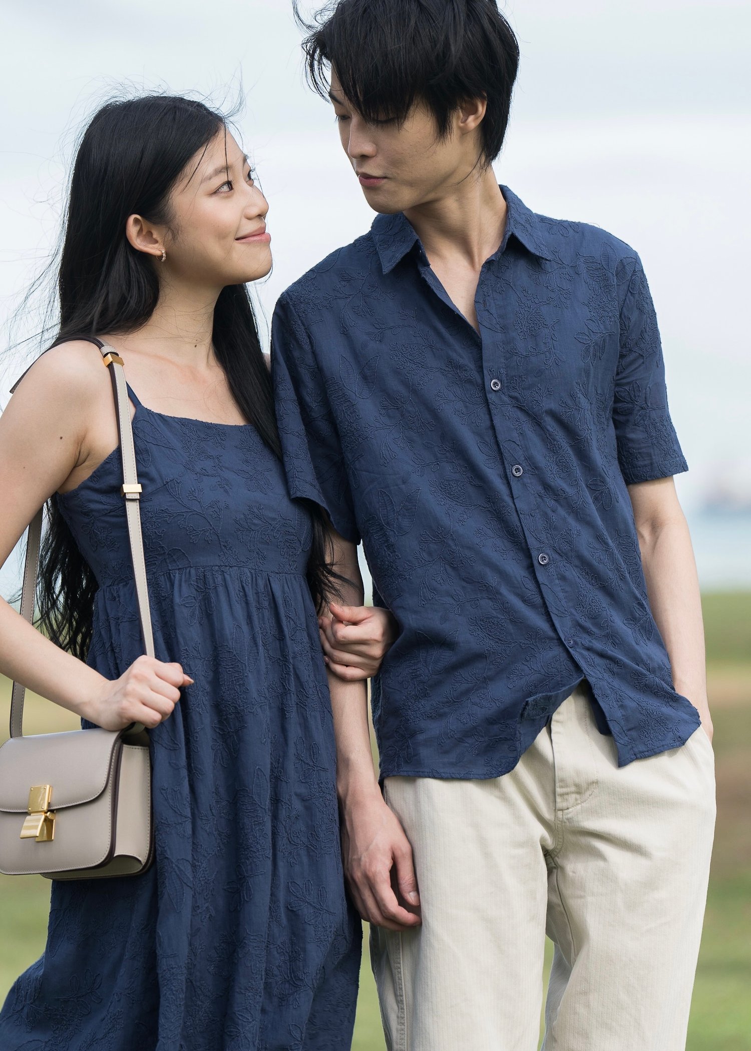 Edith Textured Midi Dress (Midnight Blue)