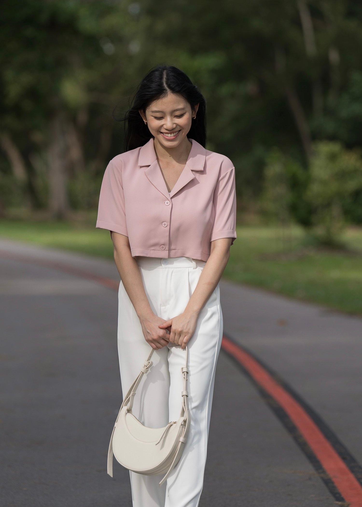 Natalie Revere Collar Oversized Cropped Outerwear (Taffy Pink)