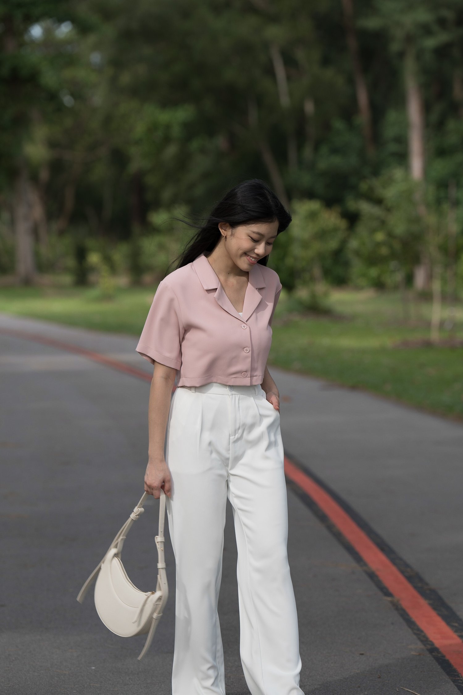 Natalie Revere Collar Oversized Cropped Outerwear (Taffy Pink)